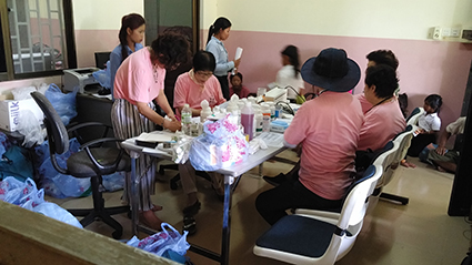 캄보디아 의료봉사에 참여한 한국 의료진 2016.07